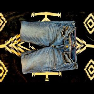 Wrangler jeans size 9/10 36 in long